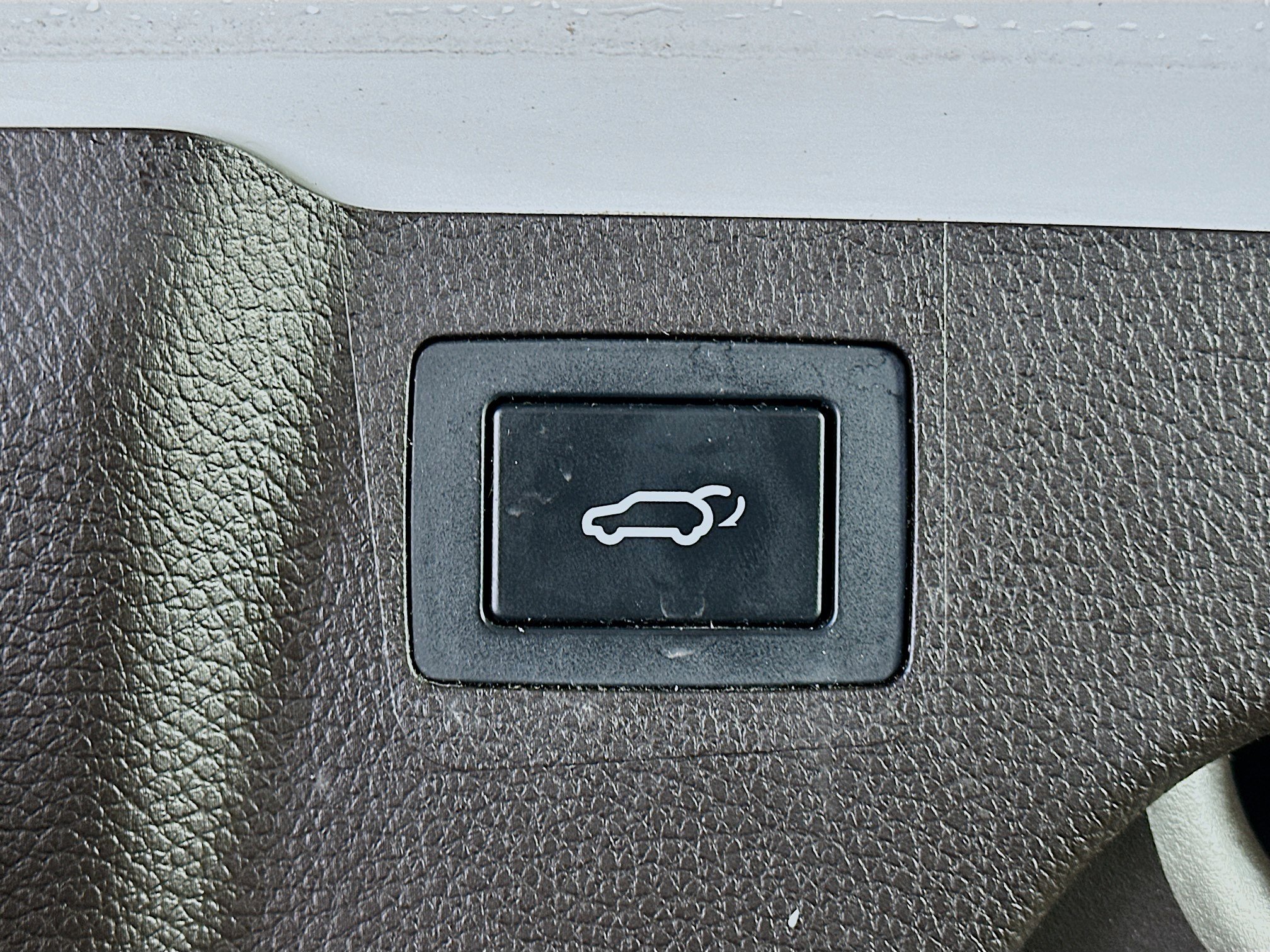 Used 2018 Hyundai Santa Fe Sport FWD image 30