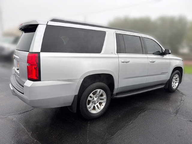 Used 2019 Chevrolet Suburban LT AWD/4WD image 5