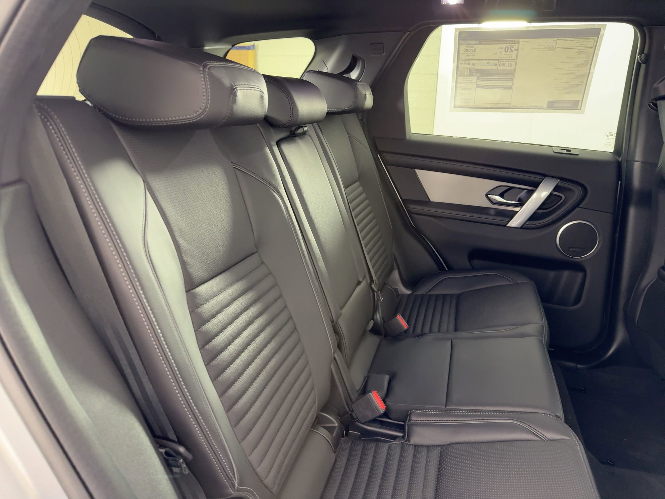 New 2026 Land Rover Discovery Sport Landmark image 28