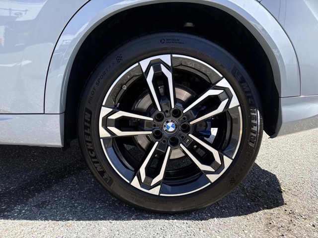 Used 2025 BMW X2 xDrive28i w/ Technology Package image 10