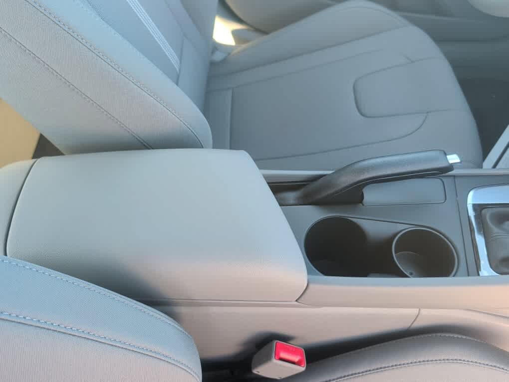 New 2026 Hyundai Elantra SE FWD image 28