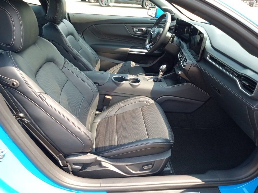 New 2025 Ford Mustang Premium RWD image 17
