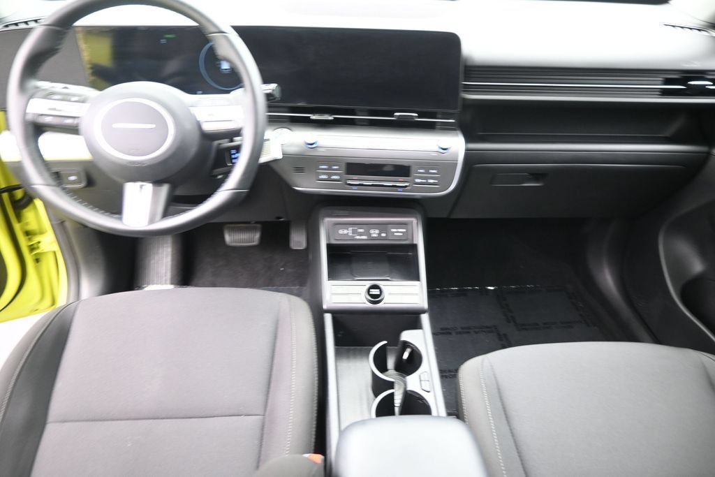 Used 2024 Hyundai Kona SEL w/ Convenience Package FWD image 15