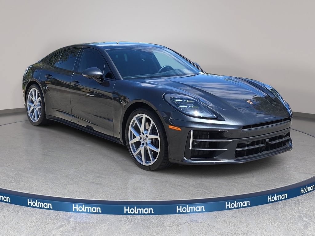 Used 2025 Porsche Panamera RWD image 4