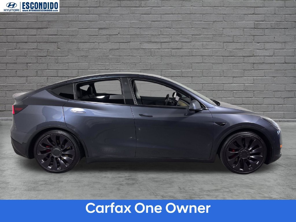 Used 2022 Tesla Model Y Performance AWD/4WD image 2
