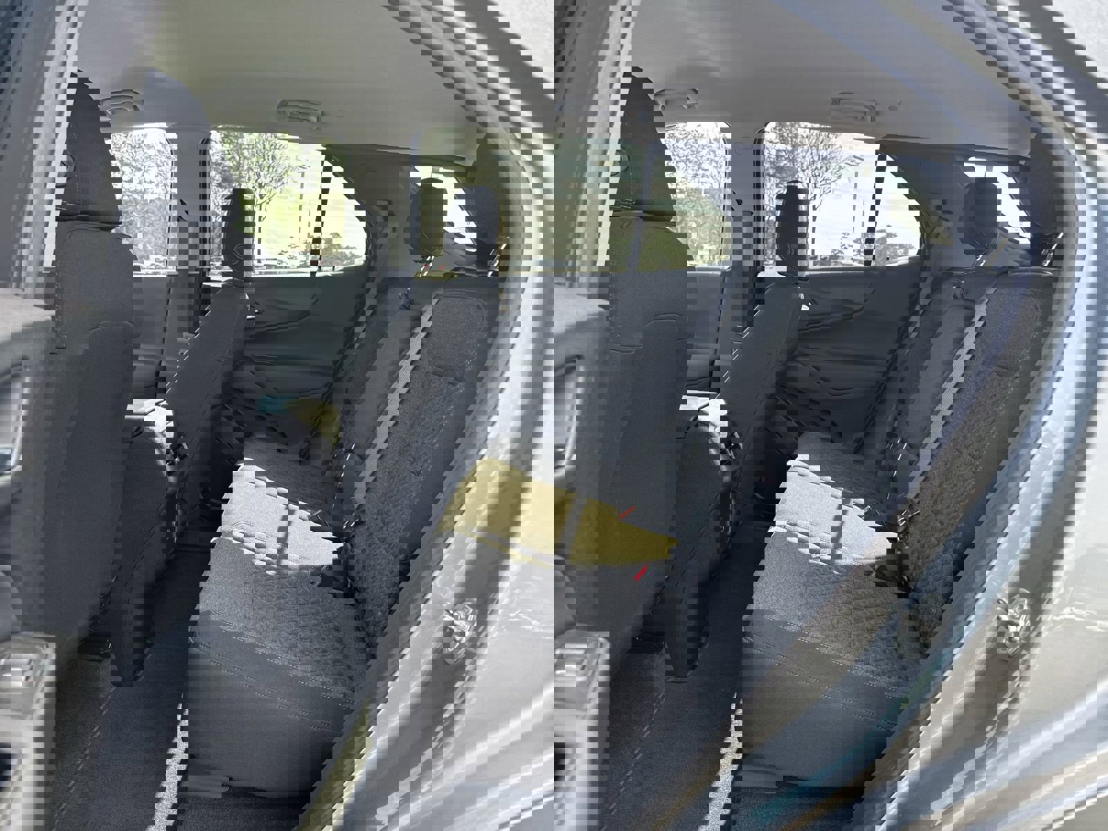 Used 2024 Chevrolet Equinox LT image 30