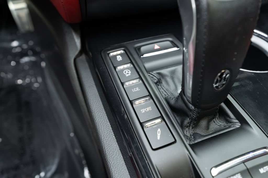 Used 2021 Maserati Quattroporte S GranSport Q4 AWD/4WD image 40