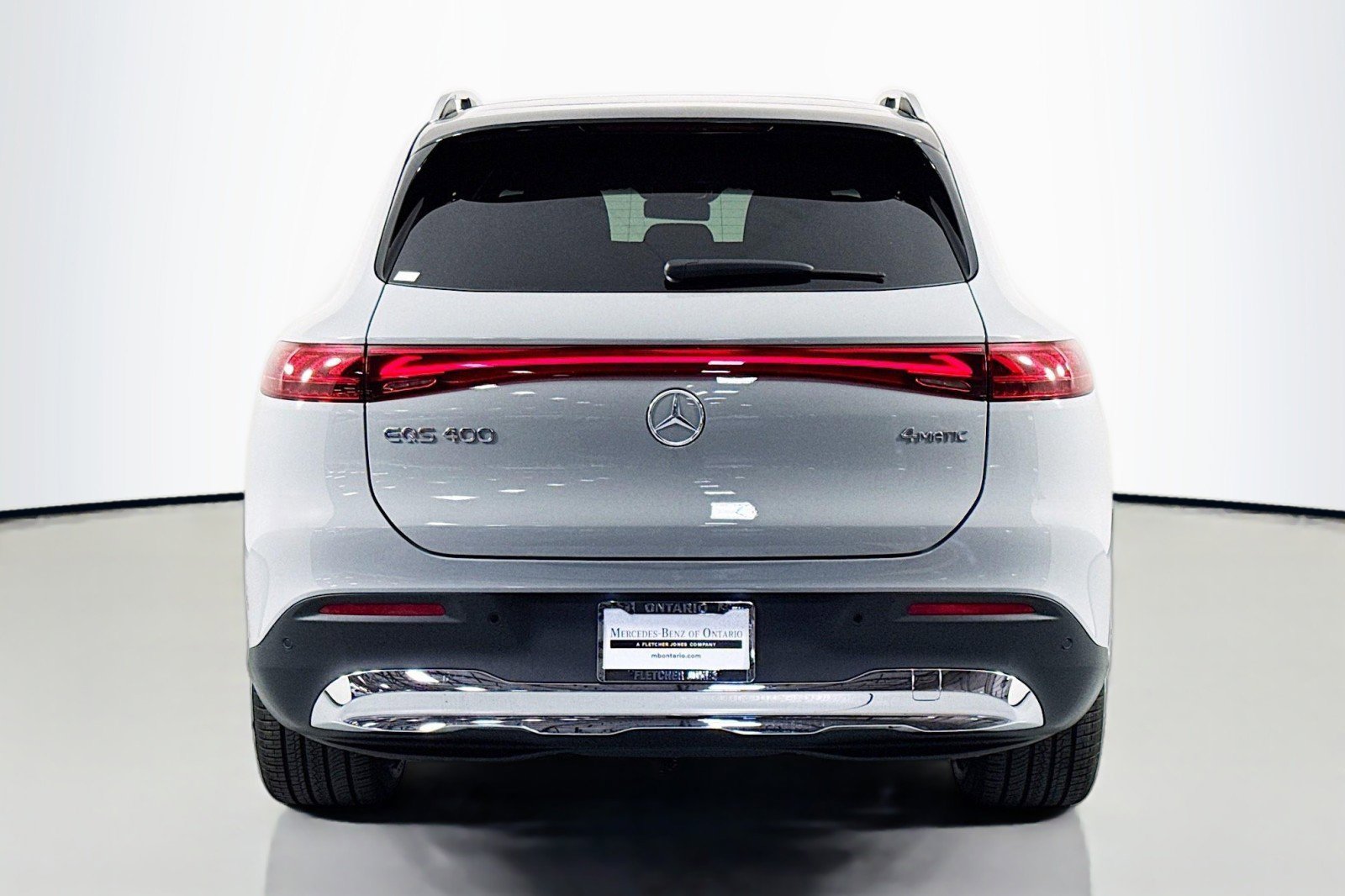 New 2026 Mercedes-Benz EQS 400 4MATIC SUV image 3