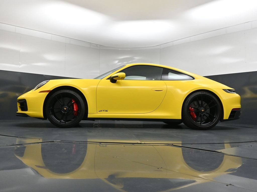 Certified 2022 Porsche 911 Carrera GTS w/ Premium Package RWD image 23