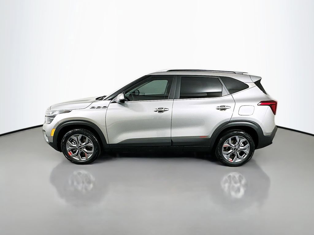 Used 2024 Kia Seltos S AWD/4WD image 8