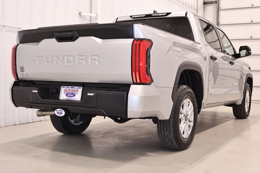 Used 2025 Toyota Tundra SR5 w/ SR5 Convenience Package AWD/4WD image 9