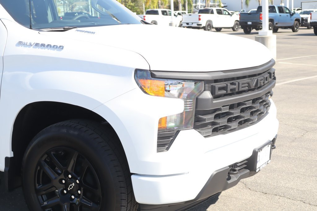 New 2026 Chevrolet Silverado 1500 Custom RWD image 9