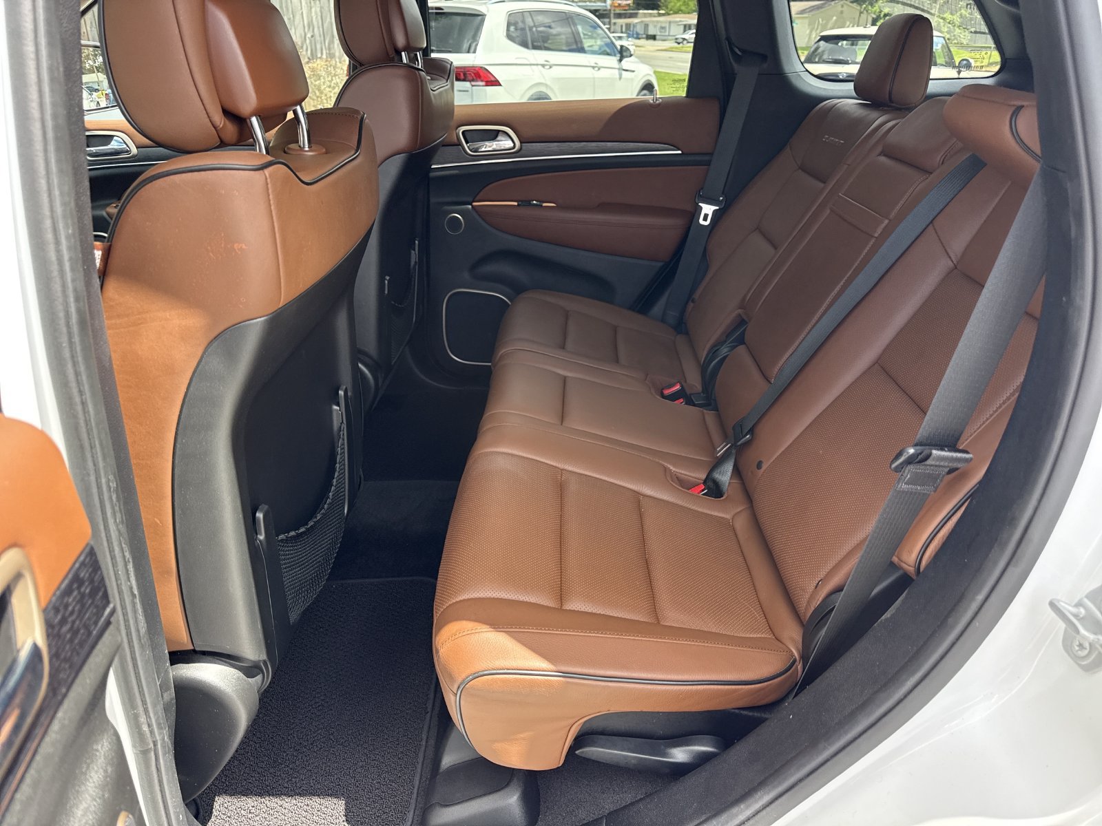Used 2015 Jeep Grand Cherokee Summit AWD/4WD image 11
