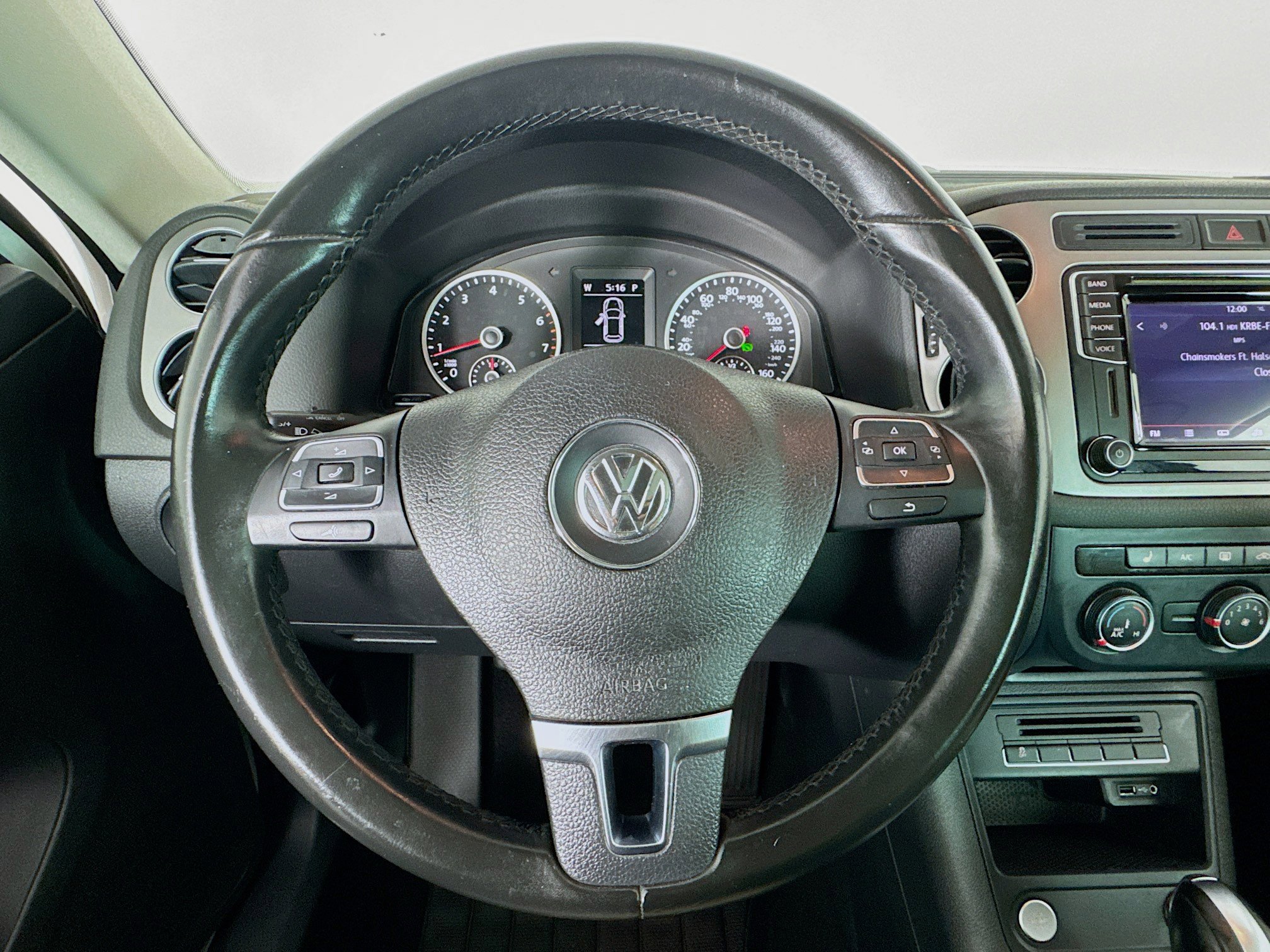 Used 2017 Volkswagen Tiguan Wolfsburg Edition image 11