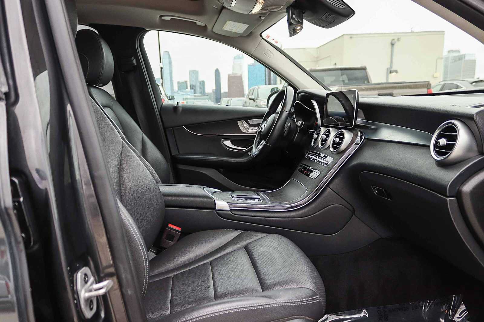 Used 2022 Mercedes-Benz GLC 300 image 16