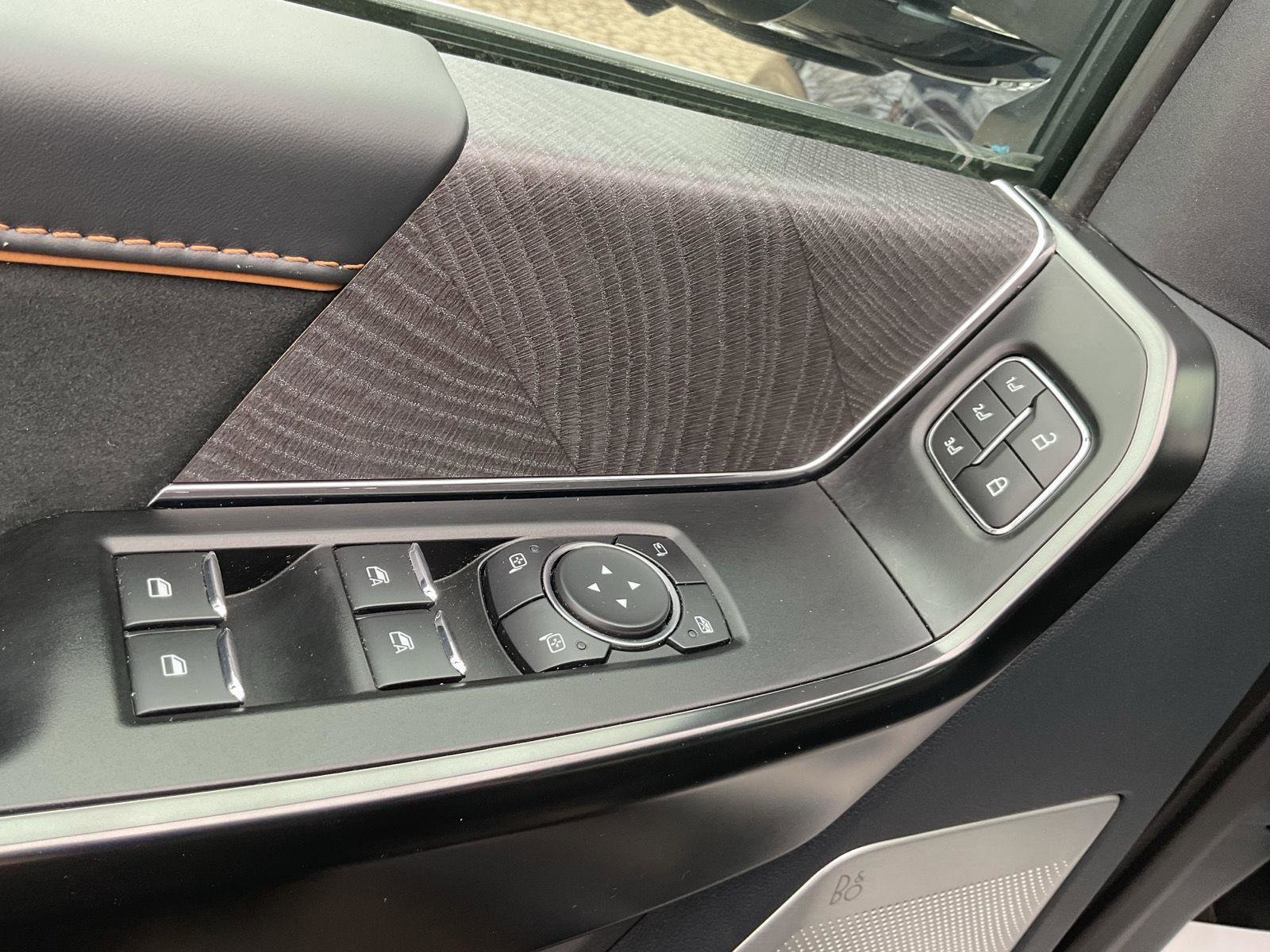 Used 2022 Ford F150 Platinum w/ Equipment Group 701A High image 11