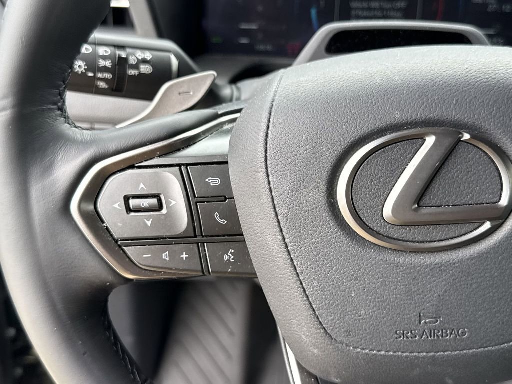 Used 2025 Lexus GX 550 w/ Accessory Package (Z1) image 26