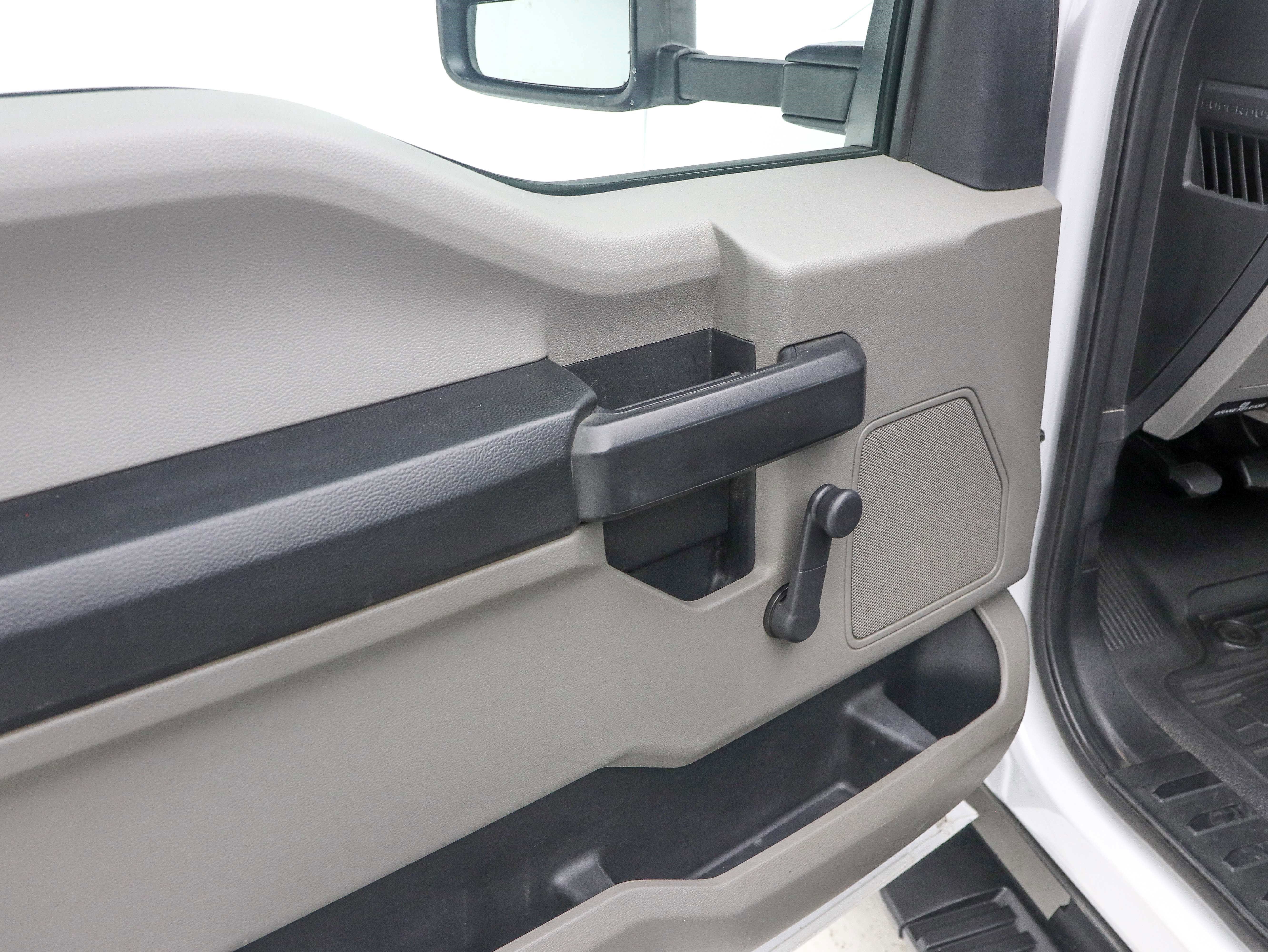 Used 2020 Ford F350 XL image 17