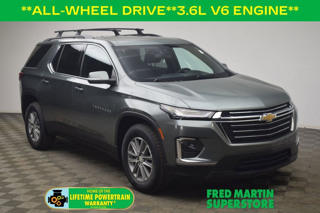 Used 2023 Chevrolet Traverse LT
