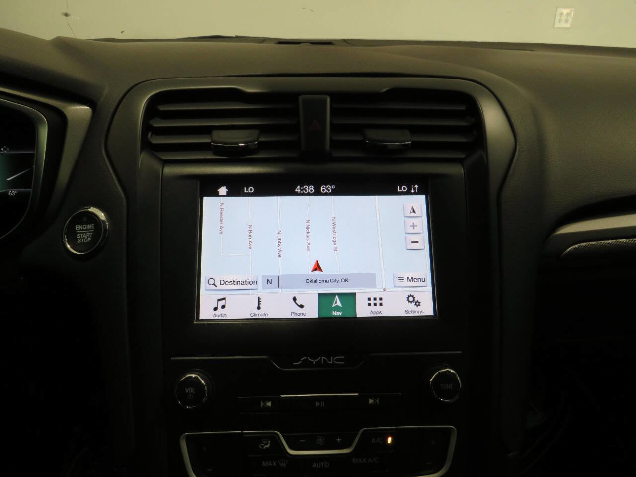 Used 2019 Ford Fusion SE w/ Equipment Group 151A FWD image 21