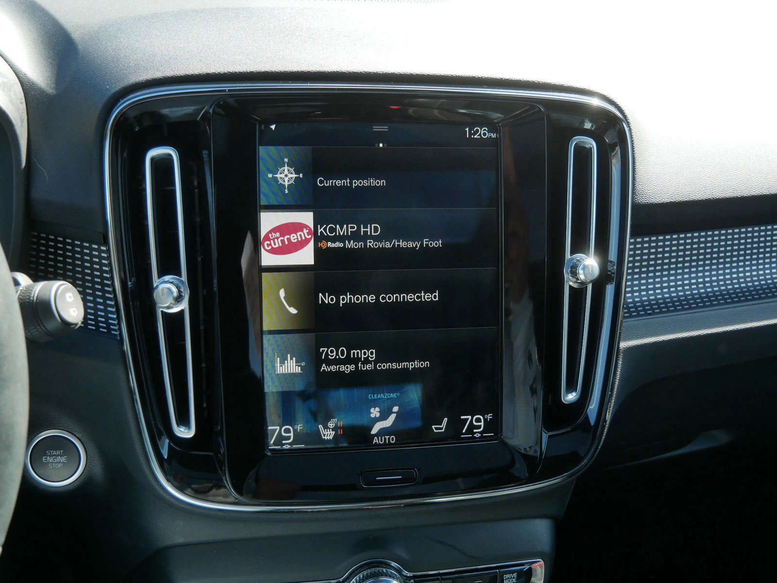 Used 2022 Volvo XC40 T5 R-Design image 26