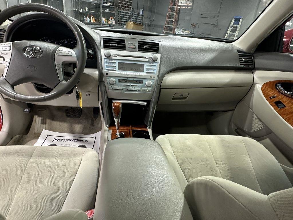 Used 2009 Toyota Camry LE image 23