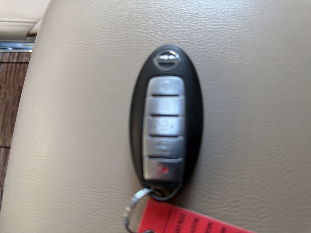 Used 2020 Nissan Armada Platinum w/ Captain's Chairs Package RWD image 28