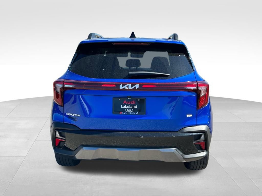 Used 2024 Kia Seltos X-Line image 3