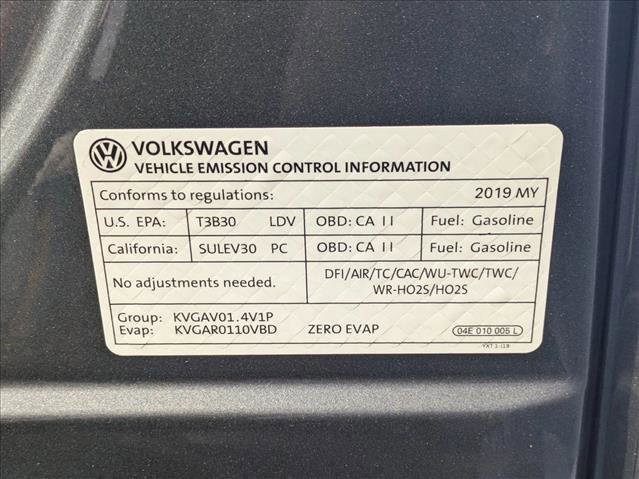 Used 2019 Volkswagen Golf SE image 24
