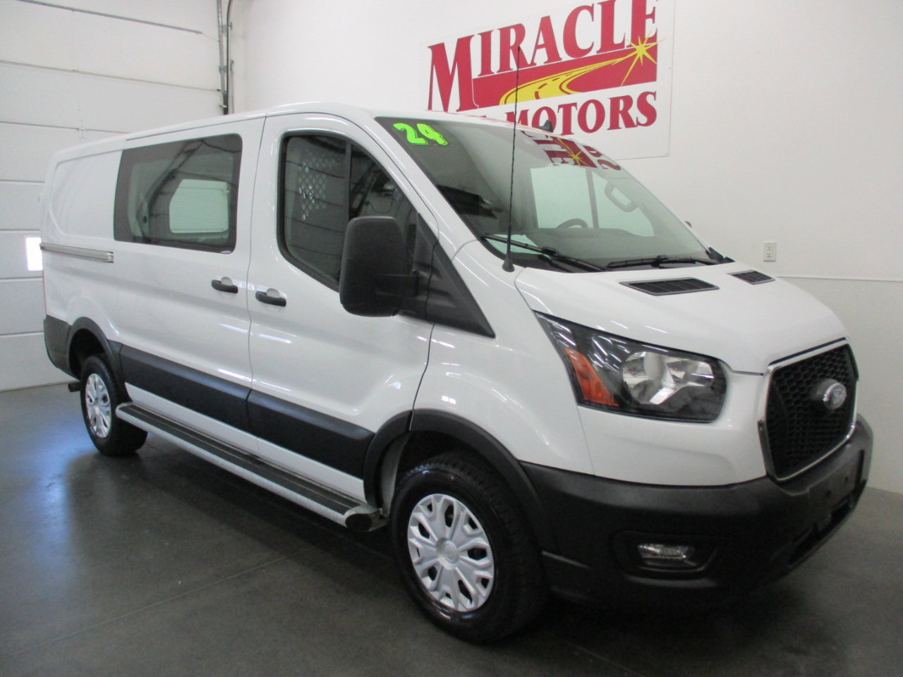 Used 2024 Ford Transit 250 Low Roof w/ Exterior Upgrade Package image 1