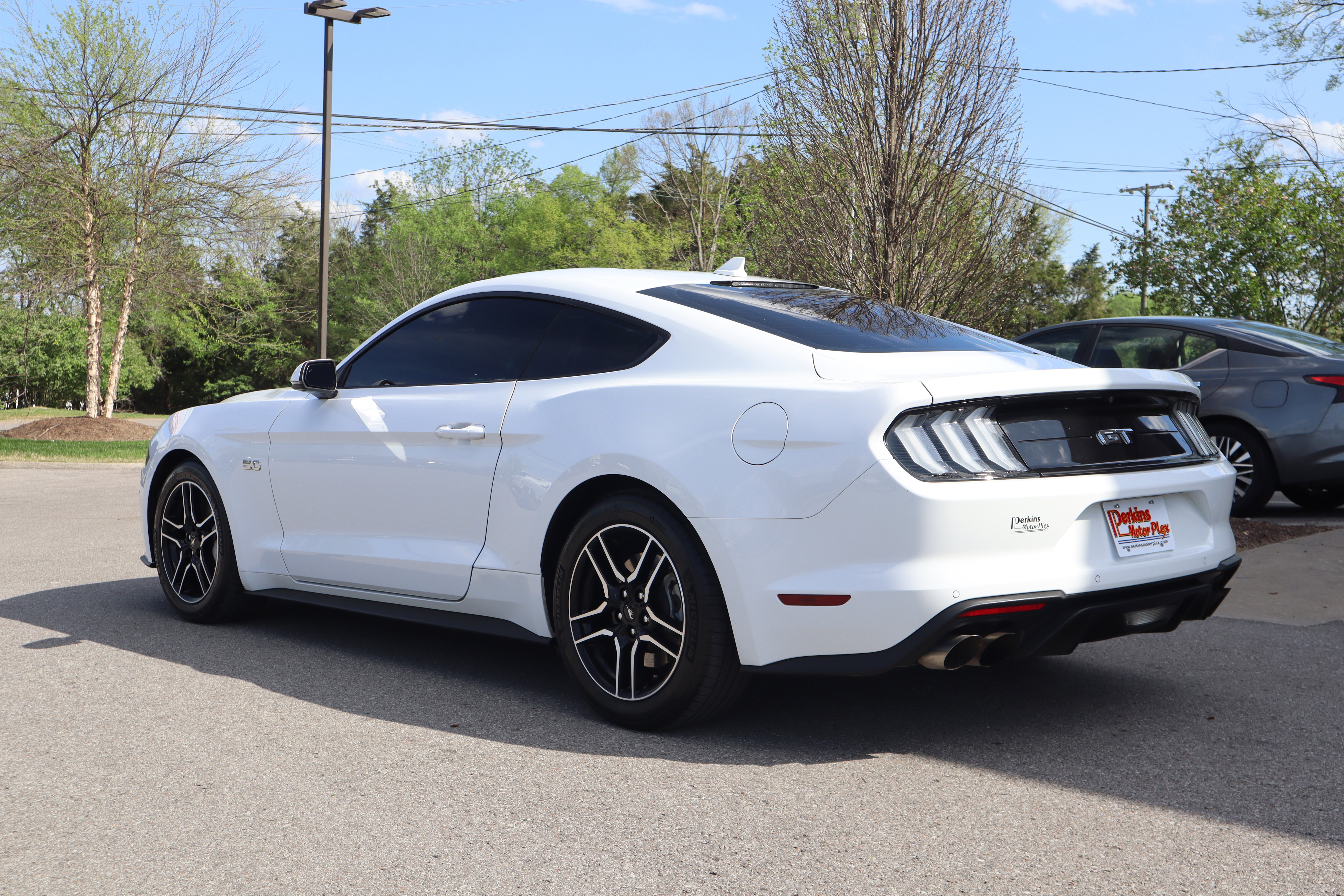 Used 2022 Ford Mustang GT Premium w/ Equipment Group 401A RWD image 9