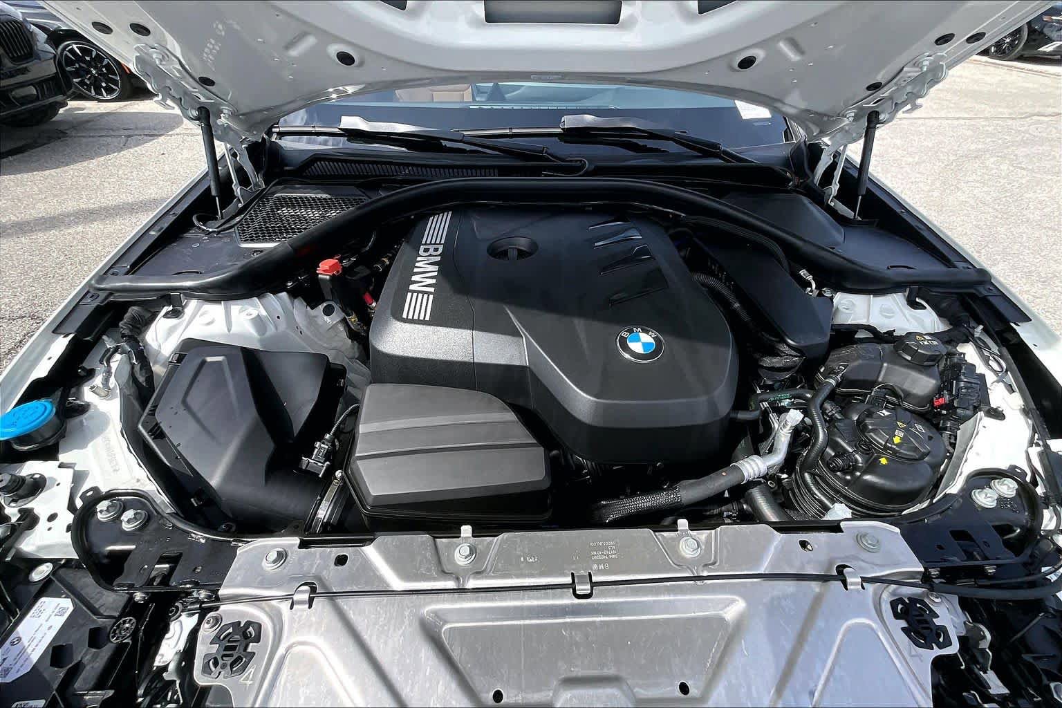 Used 2026 BMW 330i Sedan w/ Convenience Package image 31