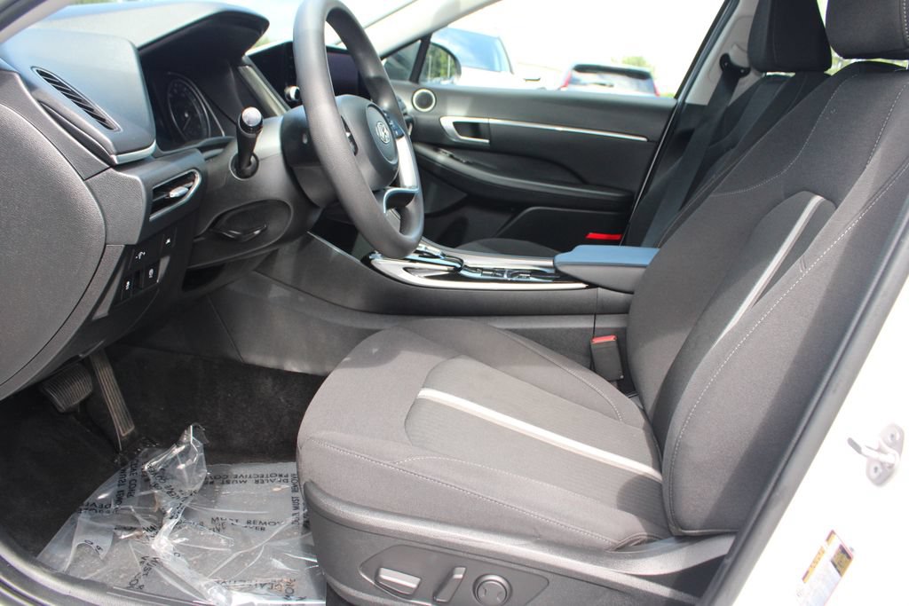 Used 2023 Hyundai Sonata SEL w/ Preferred Accessory Package FWD image 23