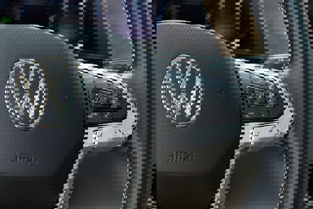 New 2026 Volkswagen Atlas SE image 61