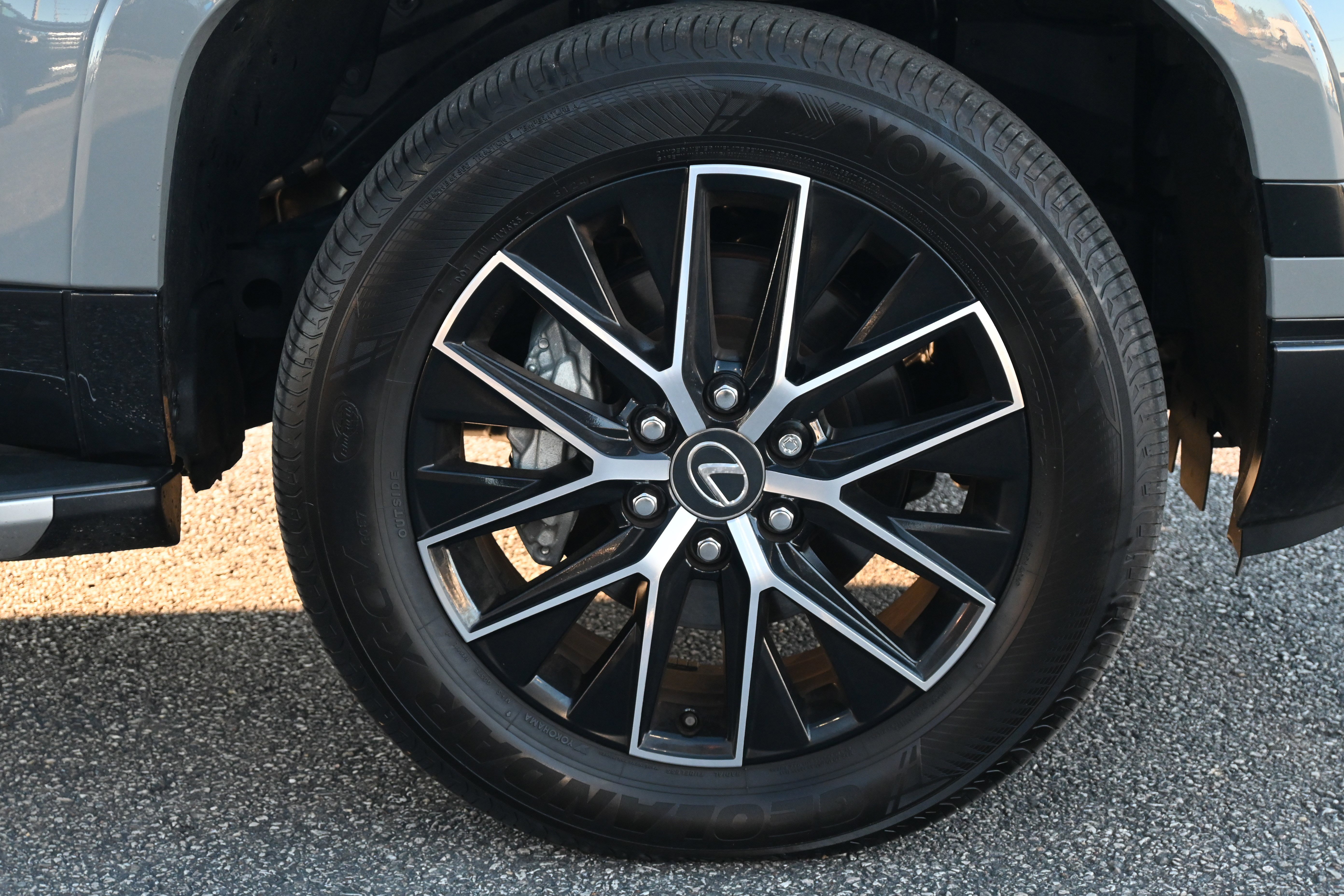 Used 2024 Lexus GX 550 image 14