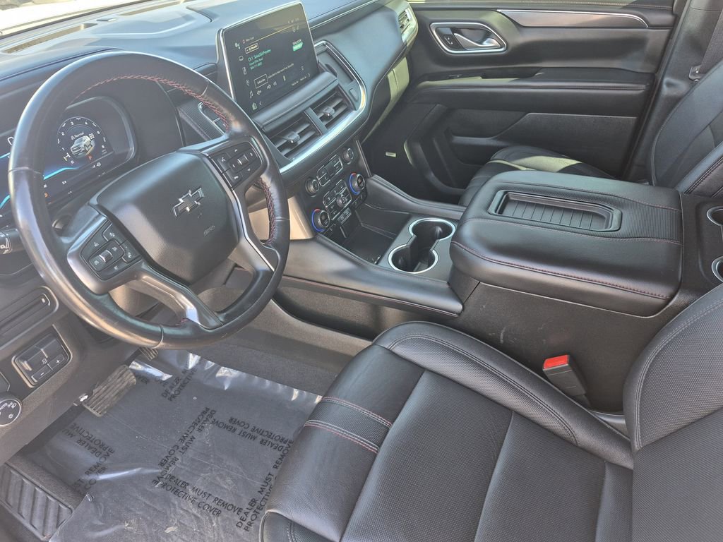 Used 2022 Chevrolet Suburban RST w/ Sport Performance Package image 11