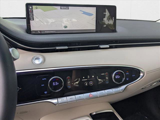 Used 2023 Genesis GV70 2.5T w/ Advanced Package image 15