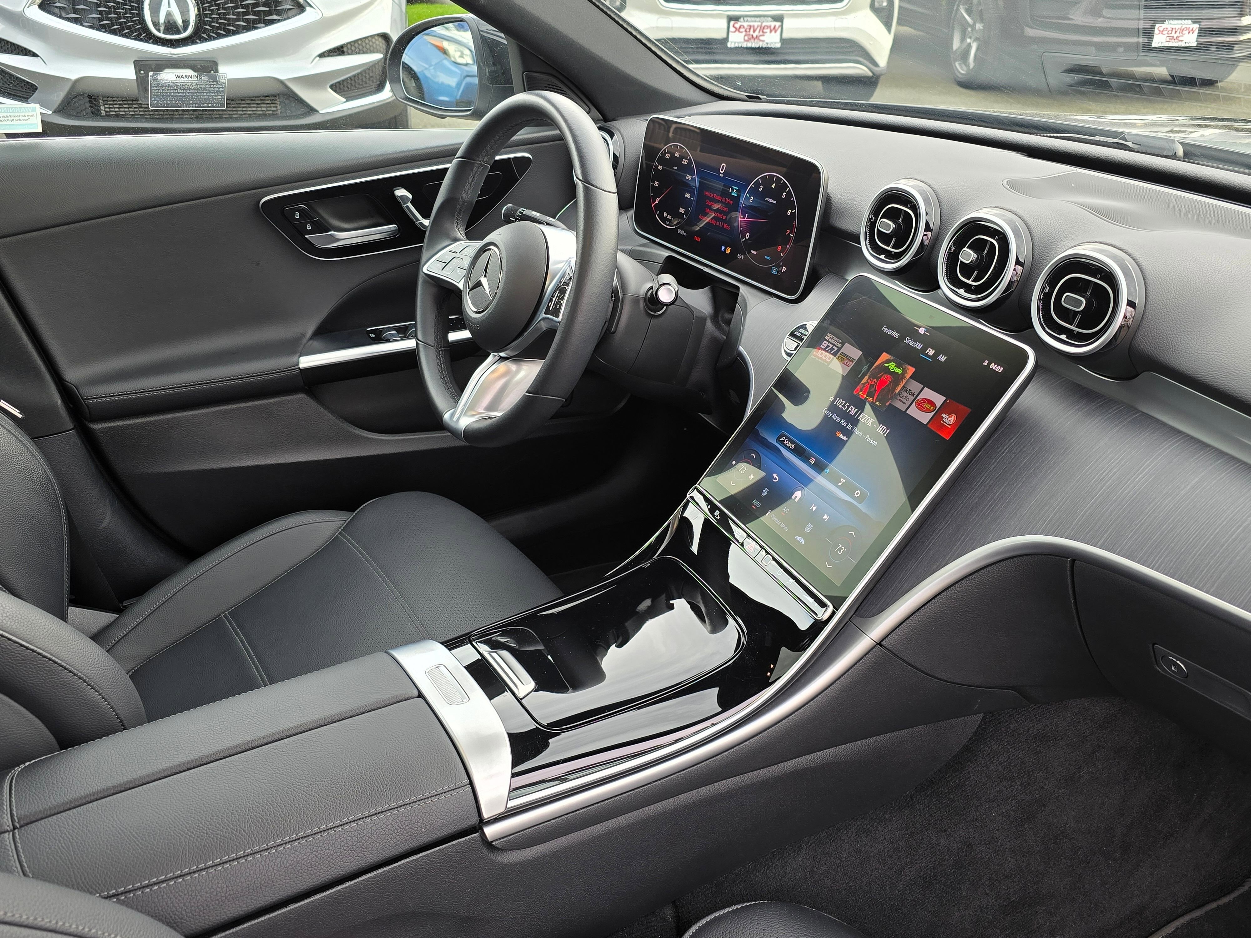 Used 2025 Mercedes-Benz C 300 Sedan image 10