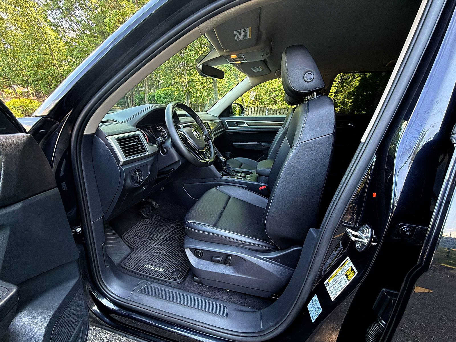Used 2019 Volkswagen Atlas SE w/ Towing Package AWD/4WD image 10
