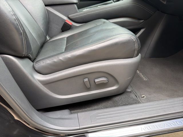 Used 2020 Nissan Murano SL w/ Moonroof Package image 22