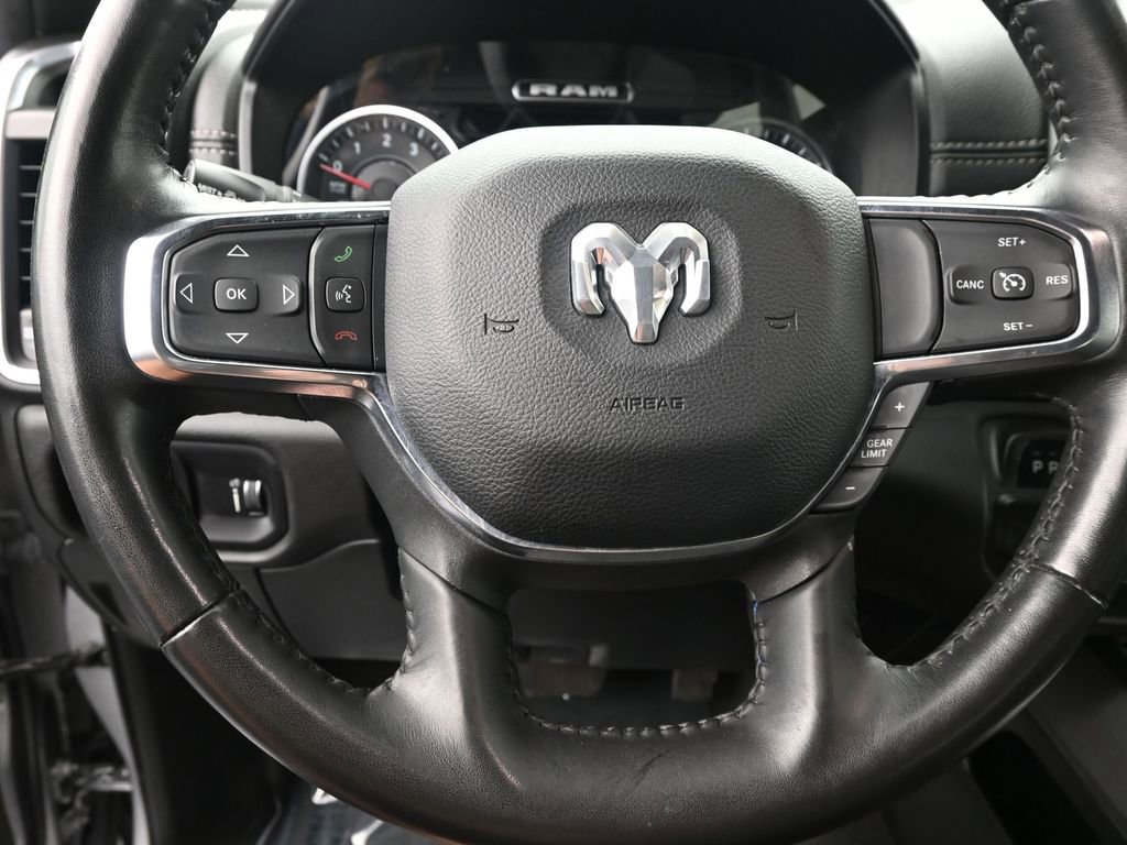 Used 2024 RAM 1500 Laramie RWD image 29