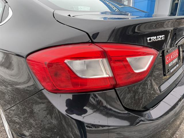 Used 2017 Chevrolet Cruze LT w/ Convenience Package image 26