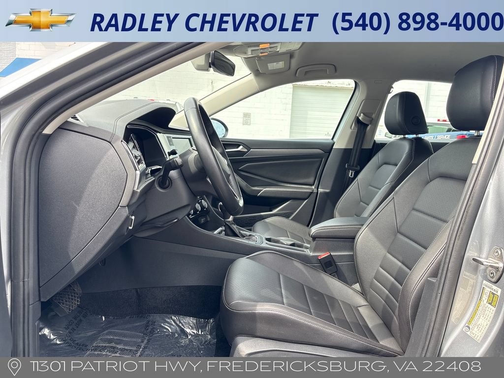 Used 2024 Volkswagen Jetta SE FWD image 20