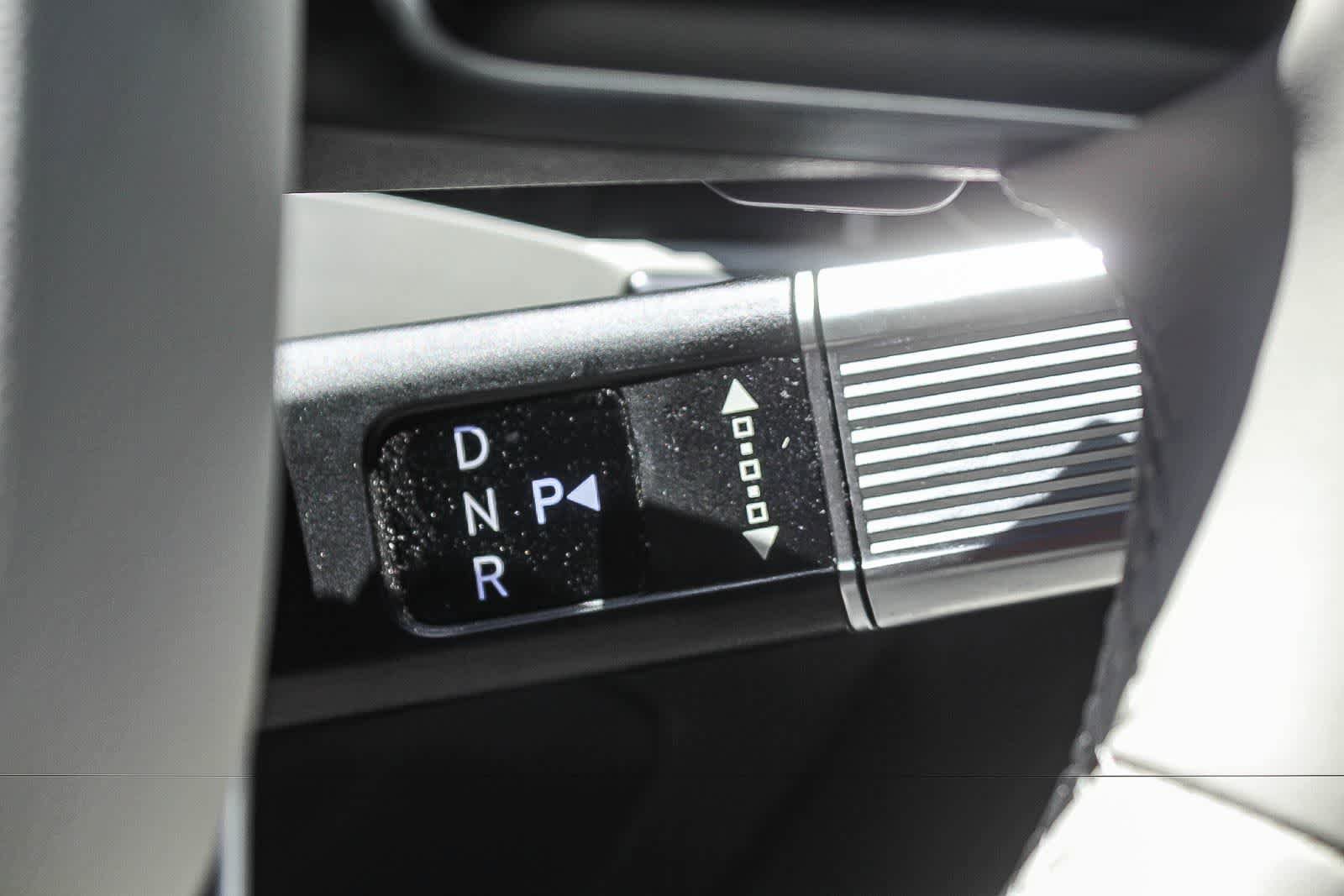 Certified 2024 Hyundai Santa Fe Limited FWD image 24