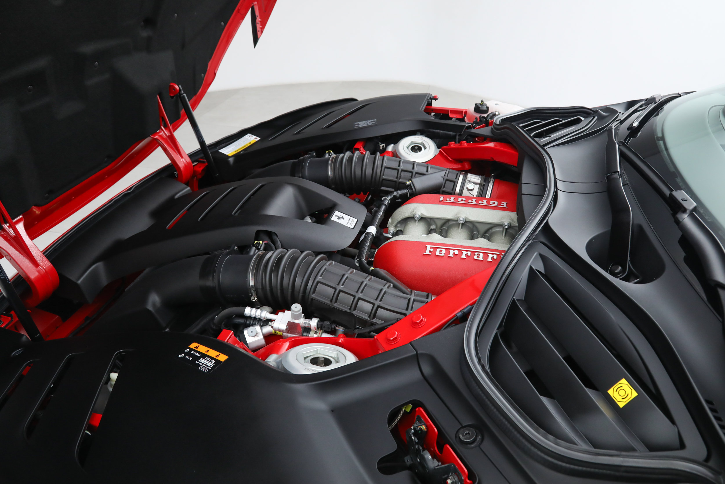 Certified 2026 Ferrari Purosangue AWD/4WD image 39