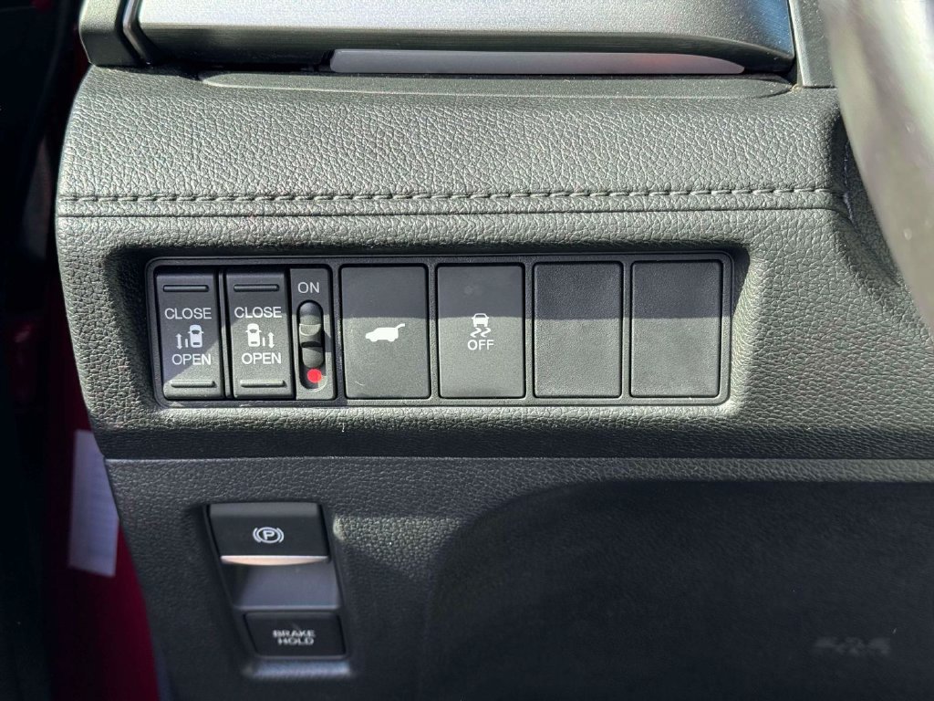 Used 2025 Honda Odyssey Sport-L image 21