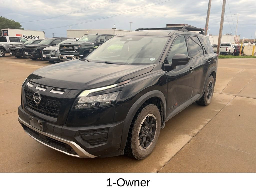 Used 2023 Nissan Pathfinder Rock Creek AWD/4WD image 3