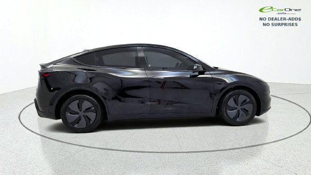 Used 2026 Tesla Model Y 2WD image 10