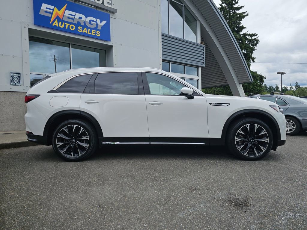 Used 2024 MAZDA CX-90 Plug-In Hybrid w/ Premium Plus image 9