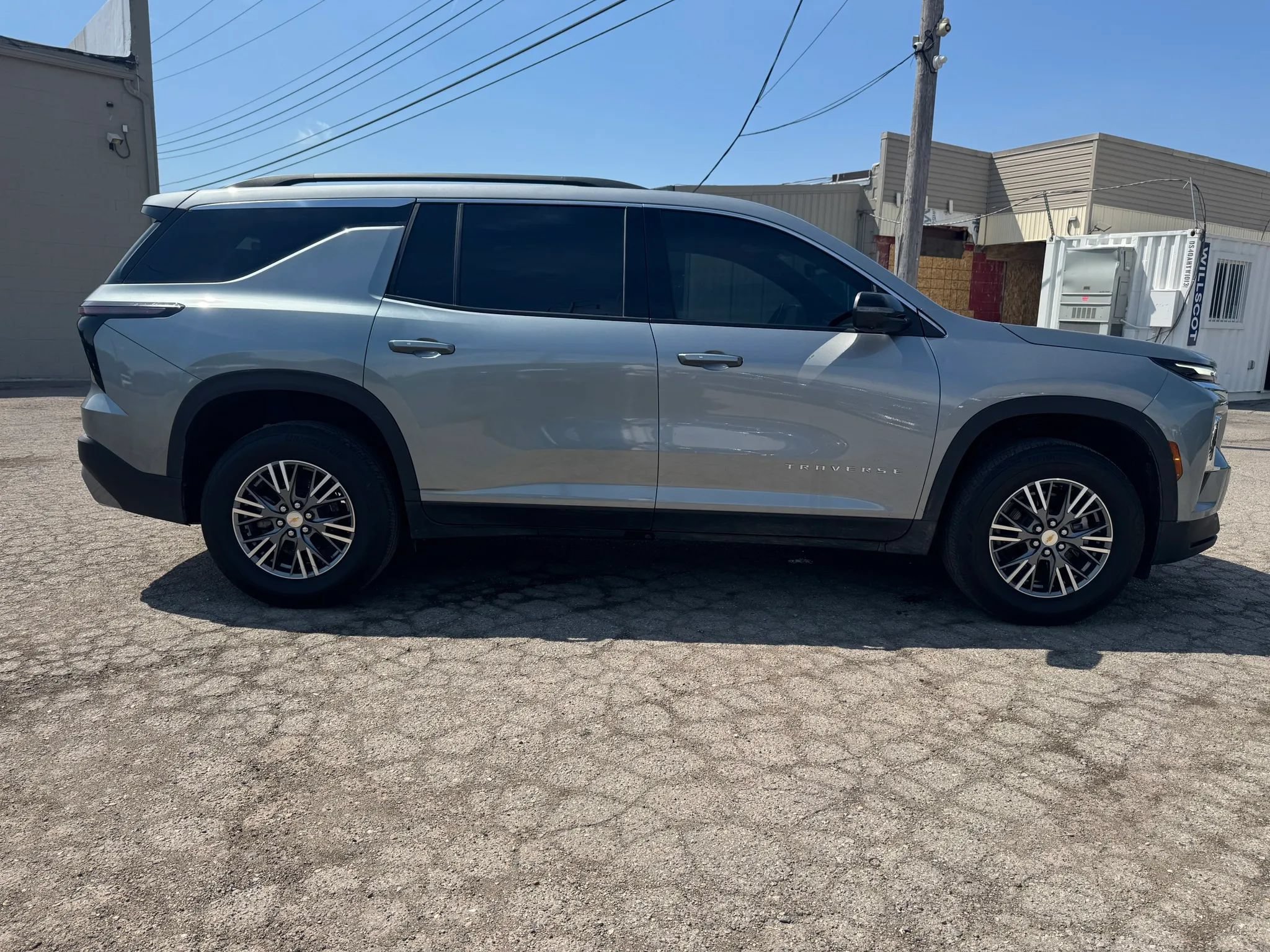Used 2026 Chevrolet Traverse LT w/ Driver Confidence Package FWD image 6